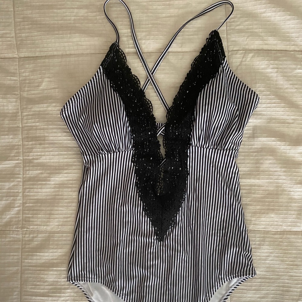 Cupshe one piece swimsuit